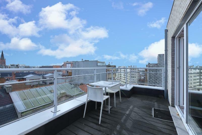 Penthouse Bij Leopoldpark Apartman Ostende Kültér fotó